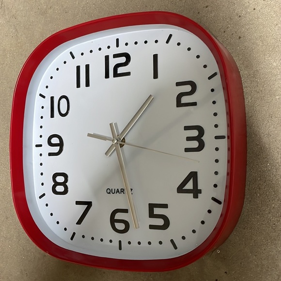Wall Clock - Picture 6 of 6